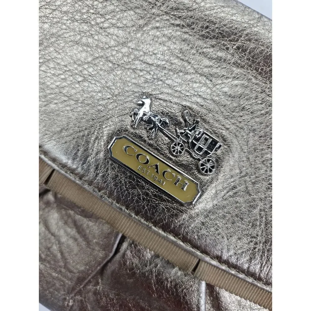 Coach Madison Metallic Embossed Leather Small Wristlet Bag Purse Elegant